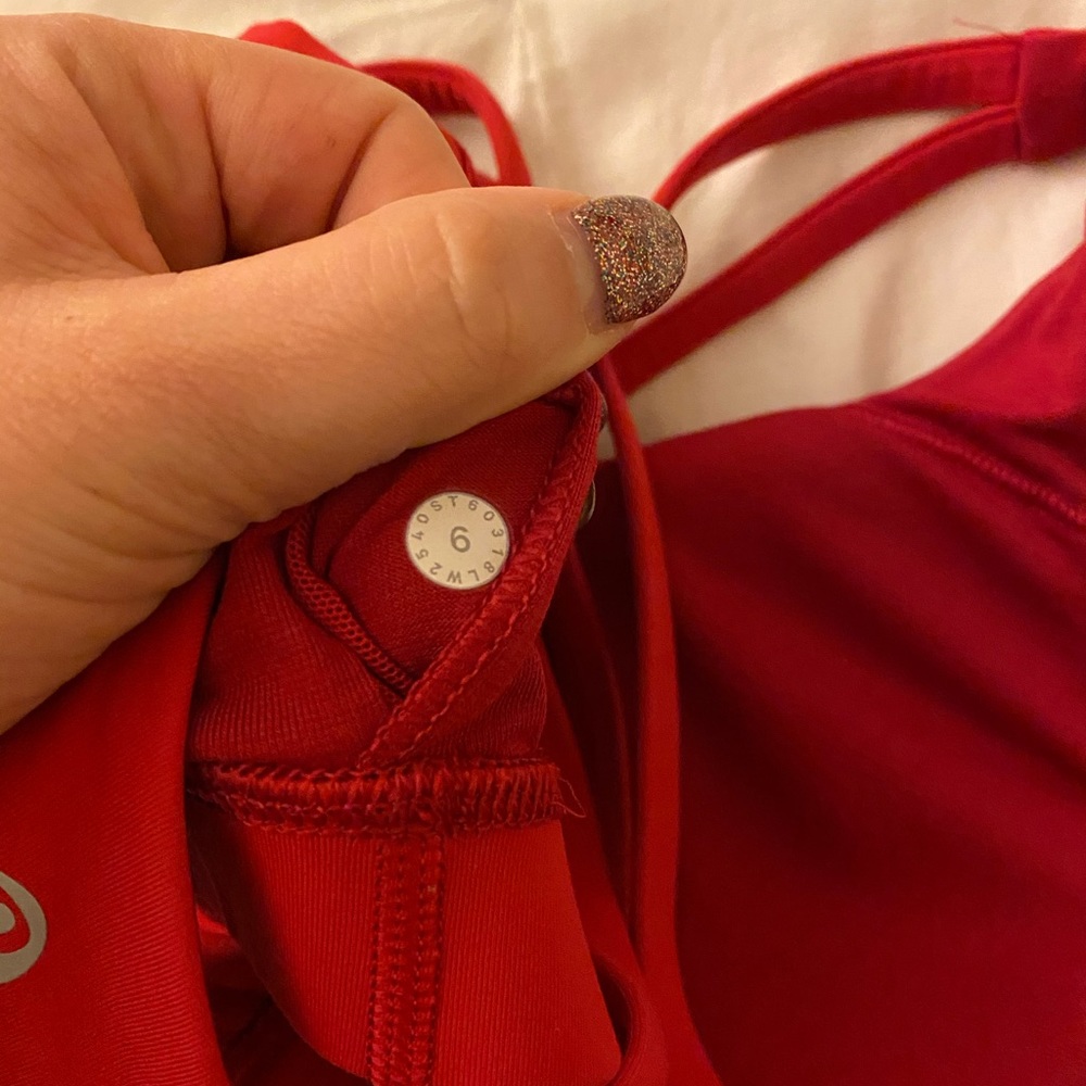 Lululemon Energy Bra - Love Red